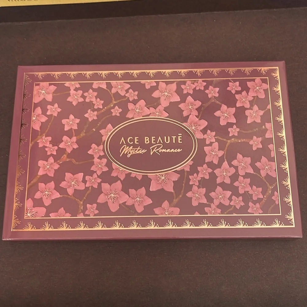 New Ace Beaute Mystic Romance eye shadow palette